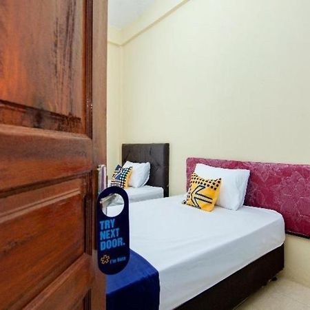 Spot On 2076 Hotel Stadion Berastagi Luaran gambar